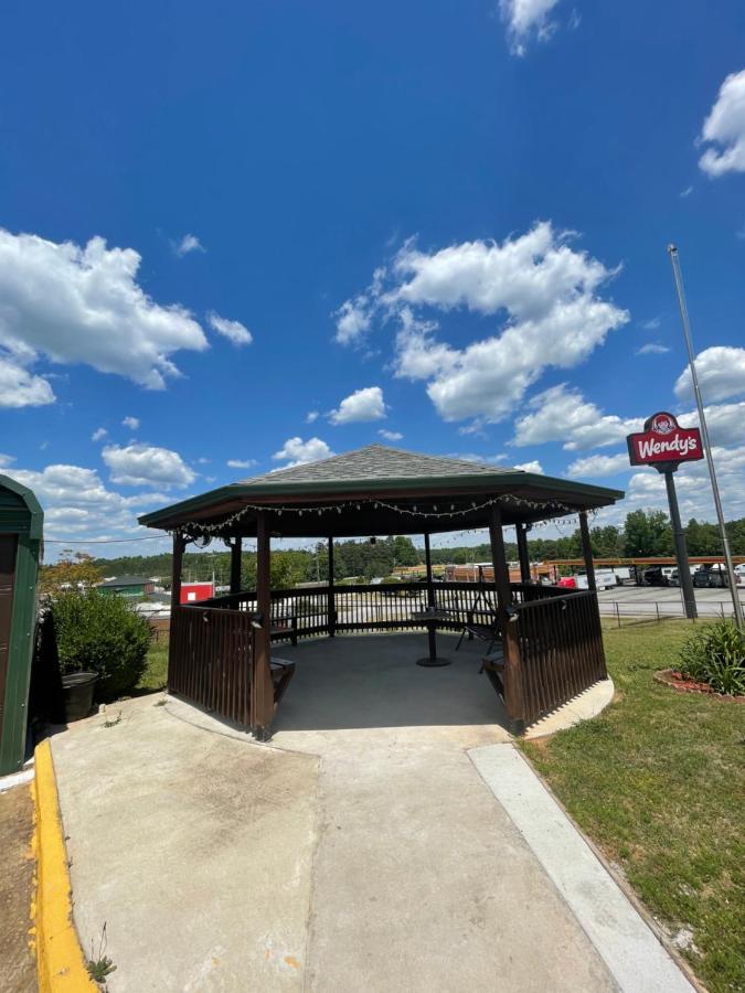 Garden Inn & Suites Hogansville Buitenkant foto