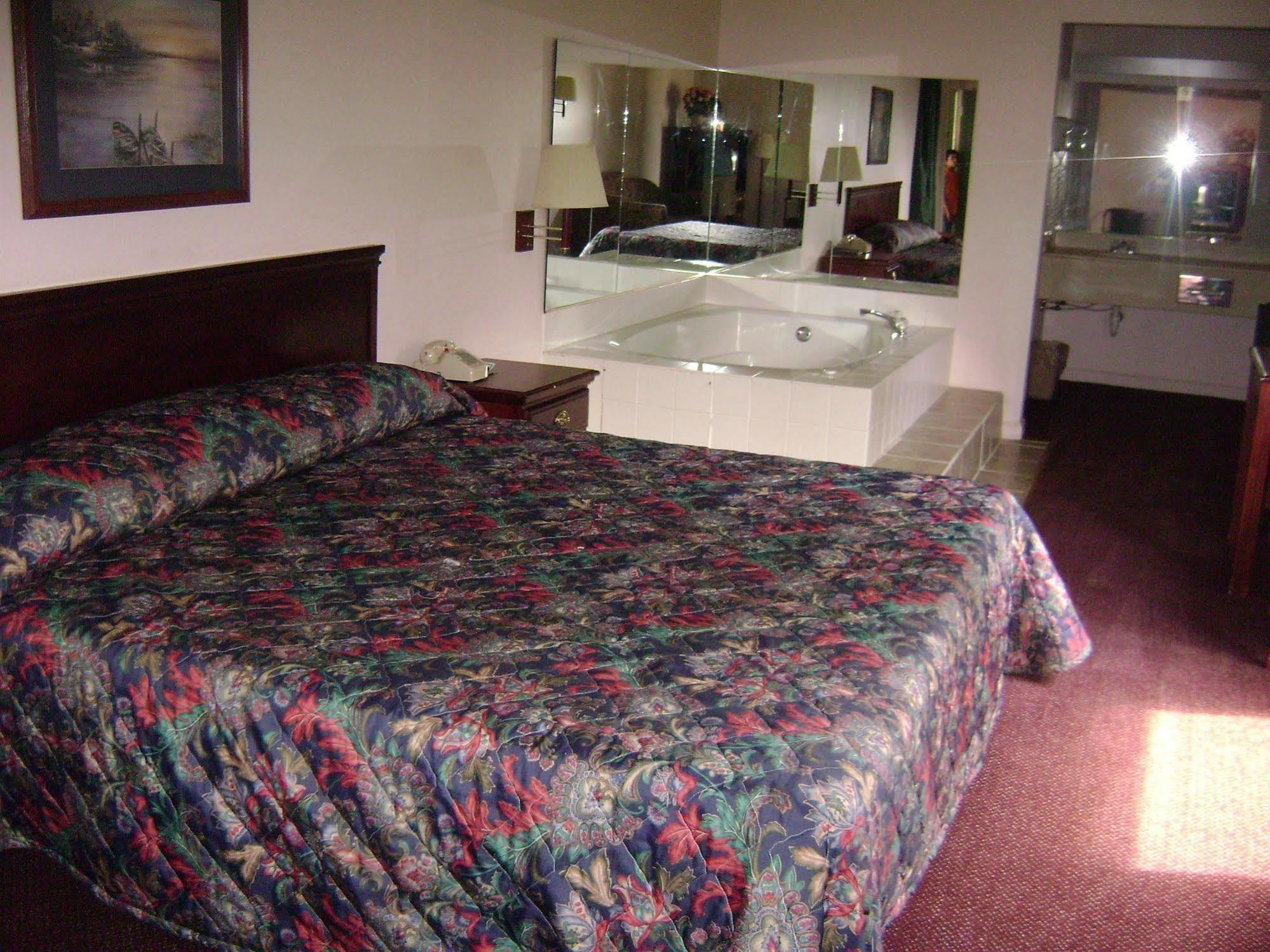 Garden Inn & Suites Hogansville Buitenkant foto